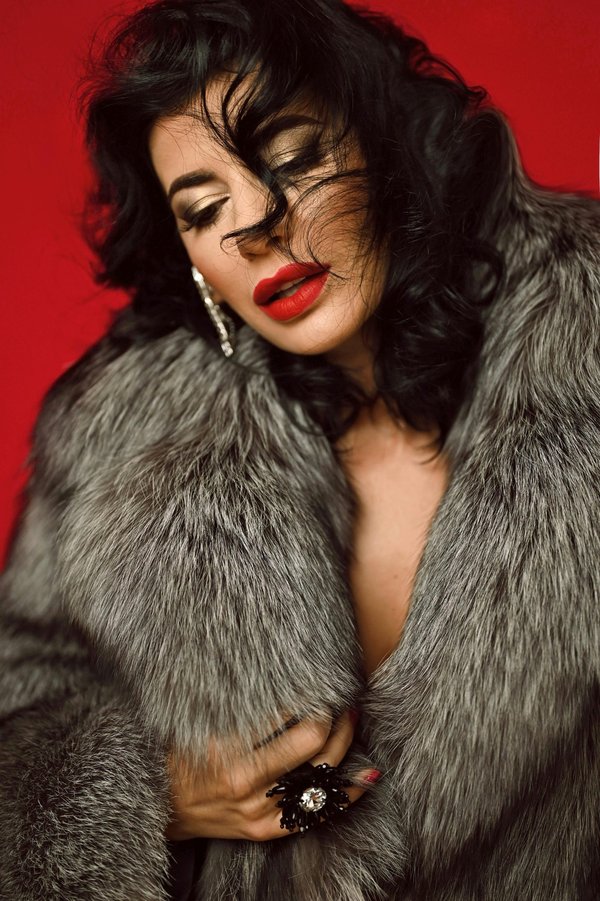 Élégance et modernité : les tendances mode femme incontournables de l'automne-hiver